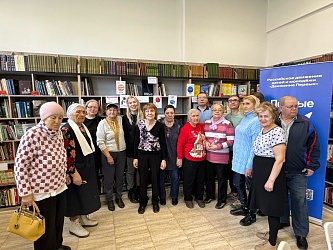 Члены Новокуйбышевской группы Волжской МО поздравляли Габдрафикову С. М. с 94-летием!