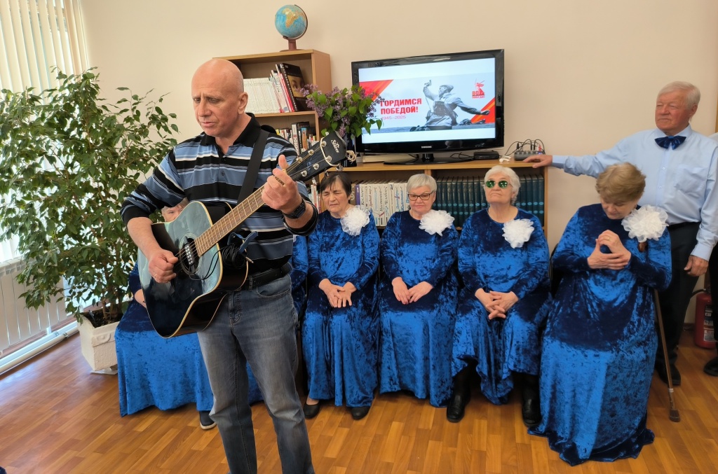 tXYaIpqtaYE.jpg