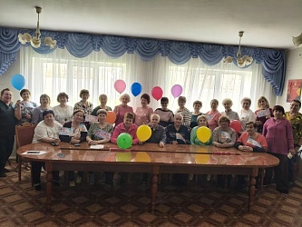 В отделении социальной реабилитации с. Борское была организована встреча, посвящённая празднику весны – мир, труд, май.