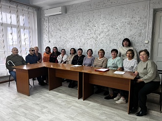В Шенталинской районной библиотеке отметили Международный день пожилых людей