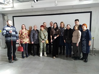 Спектакль с тифлокомментариями «Поминальная молитва» в Самарском театре юного зрителя «СамАрт» г. Чапаевск