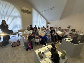 В Сызранской МО ВОС прошла тактильная выставка «Мифы и символы Древнего Египта»